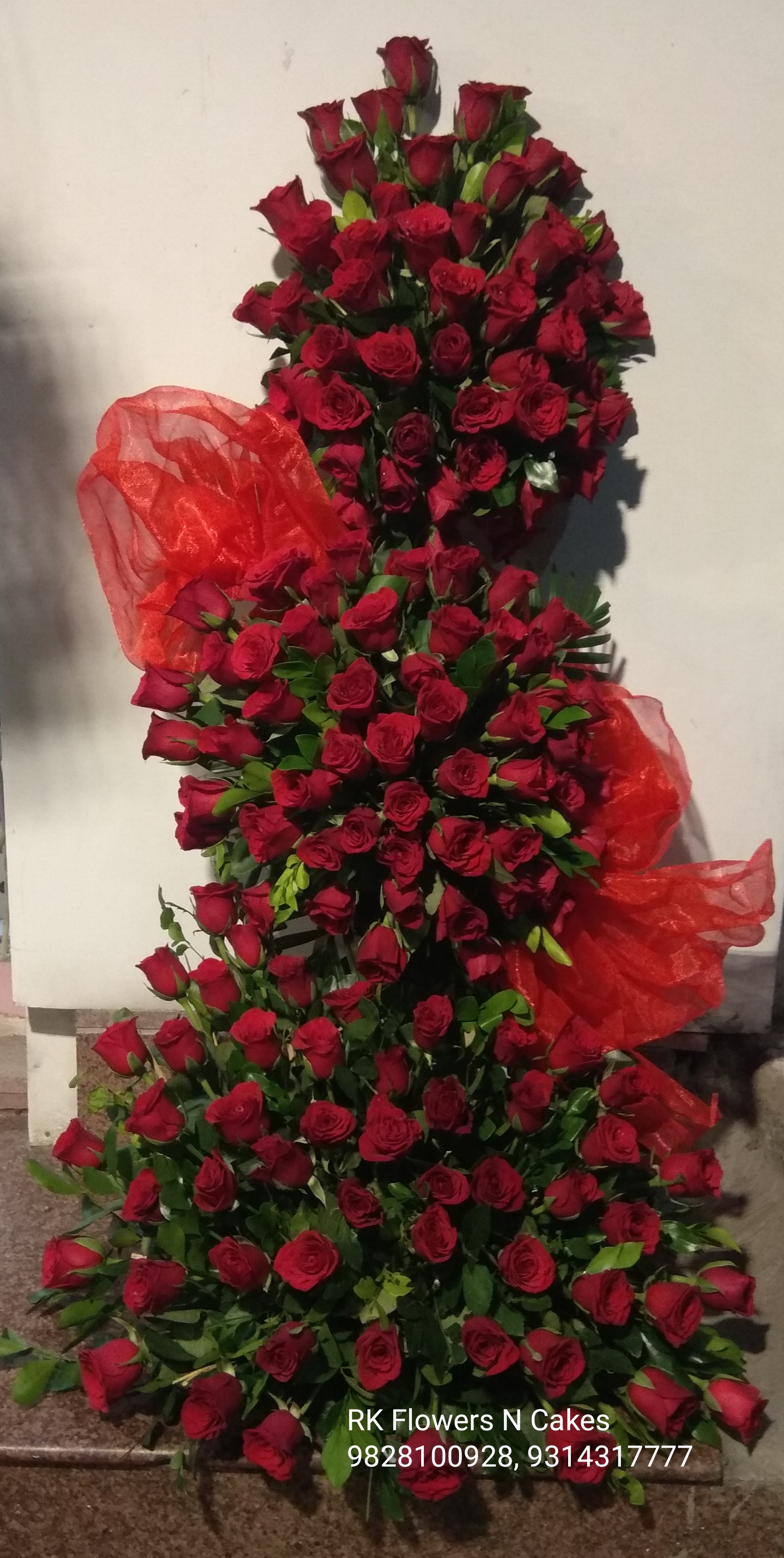 Roses Arrangement with basket